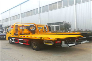 鄂州附近拖车救援搭电